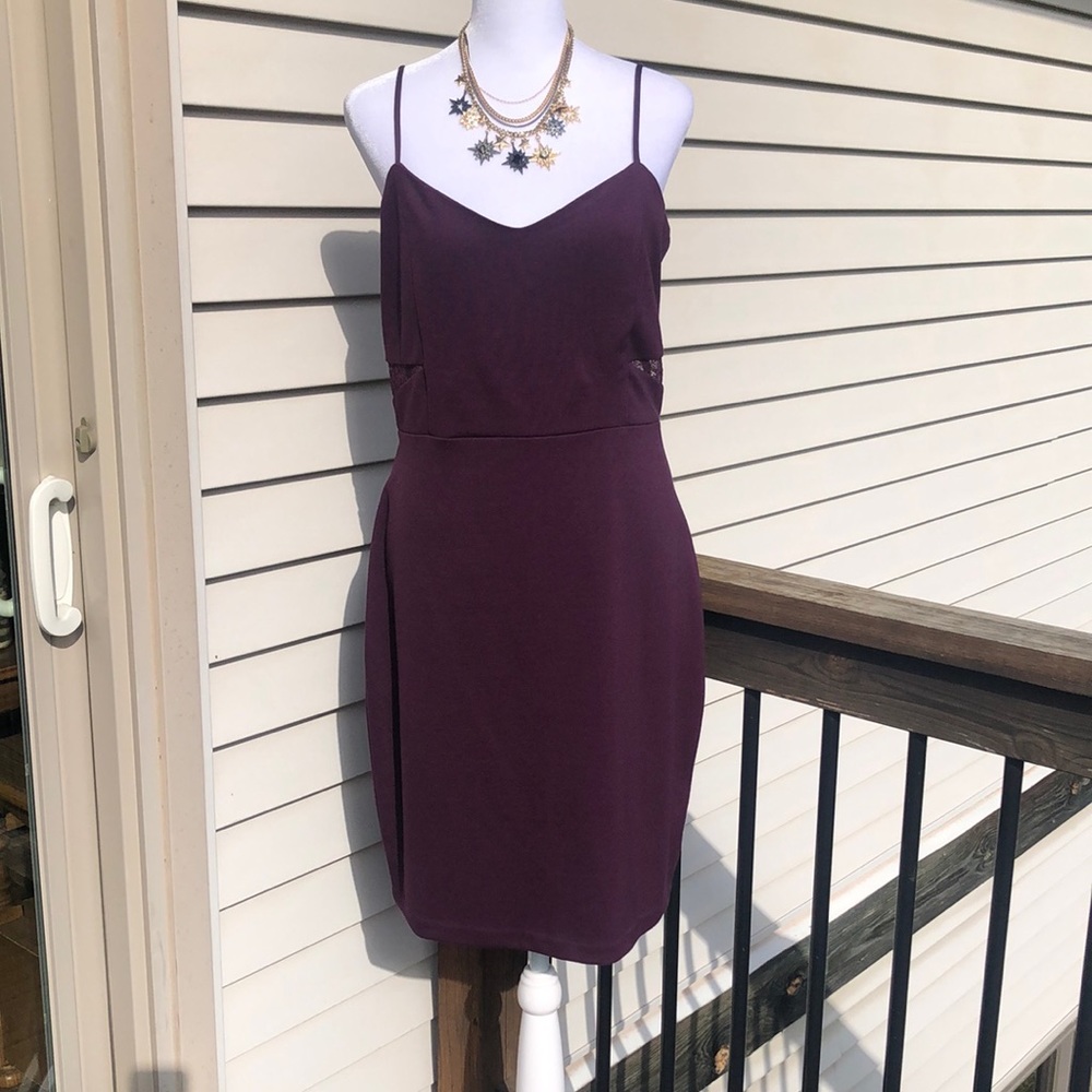 Burgundy Ponte Knit Sheath by Express - Picture 4 of 15